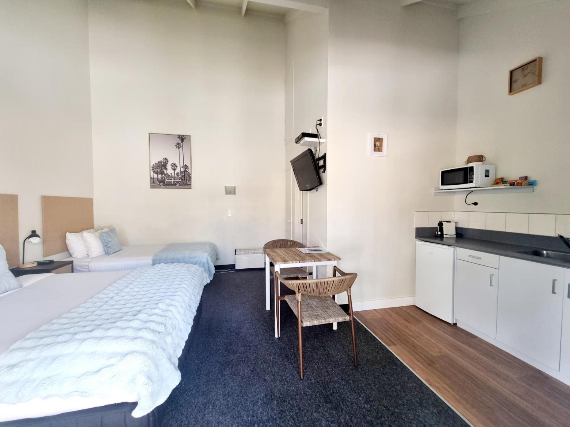 Southpacific Motel Уангамата Екстериор снимка